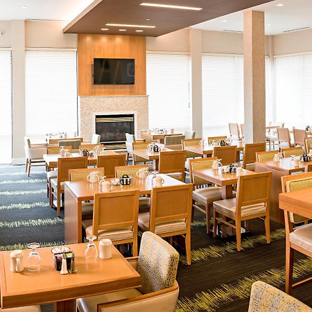 Holiday Inn Salem By Ihg Екстериор снимка