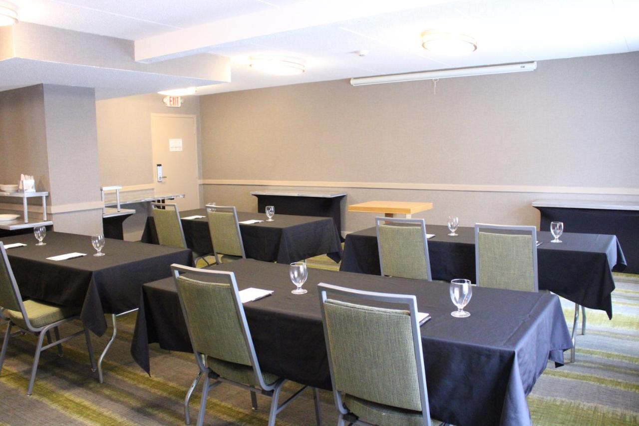 Holiday Inn Salem By Ihg Екстериор снимка