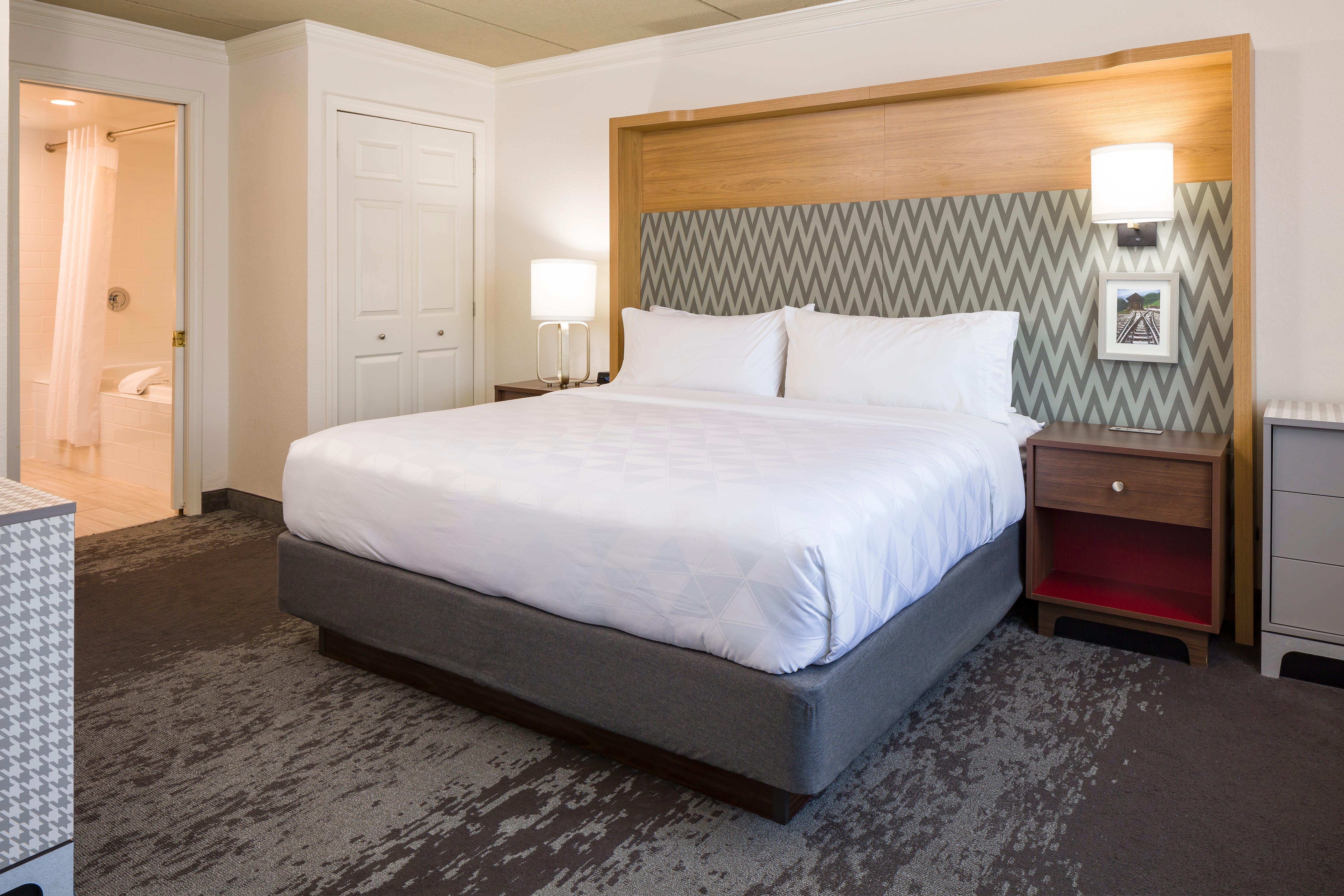 Holiday Inn Salem By Ihg Екстериор снимка