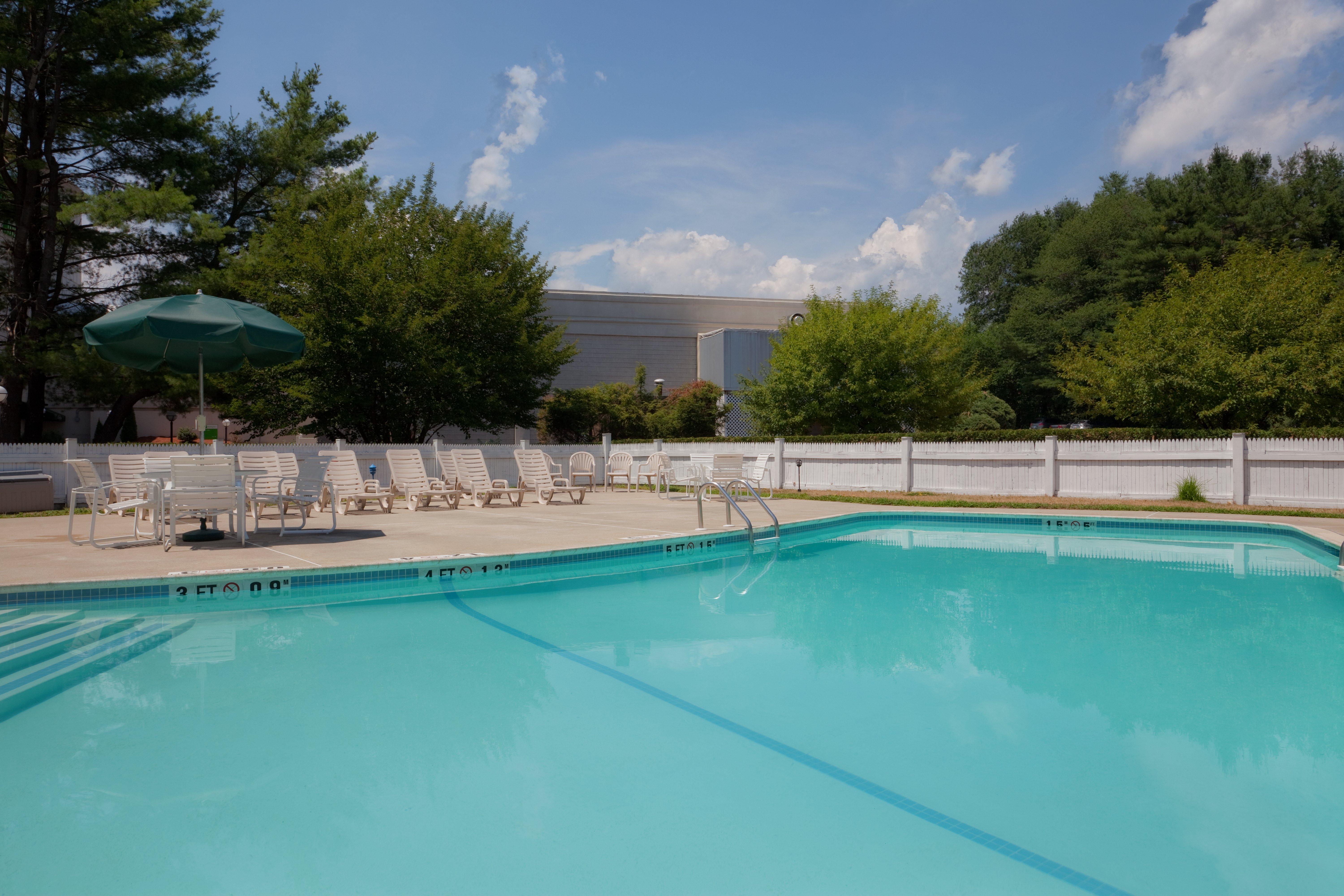 Holiday Inn Salem By Ihg Екстериор снимка