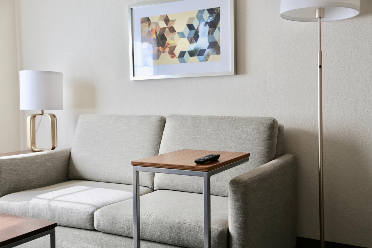 Holiday Inn Salem By Ihg Екстериор снимка