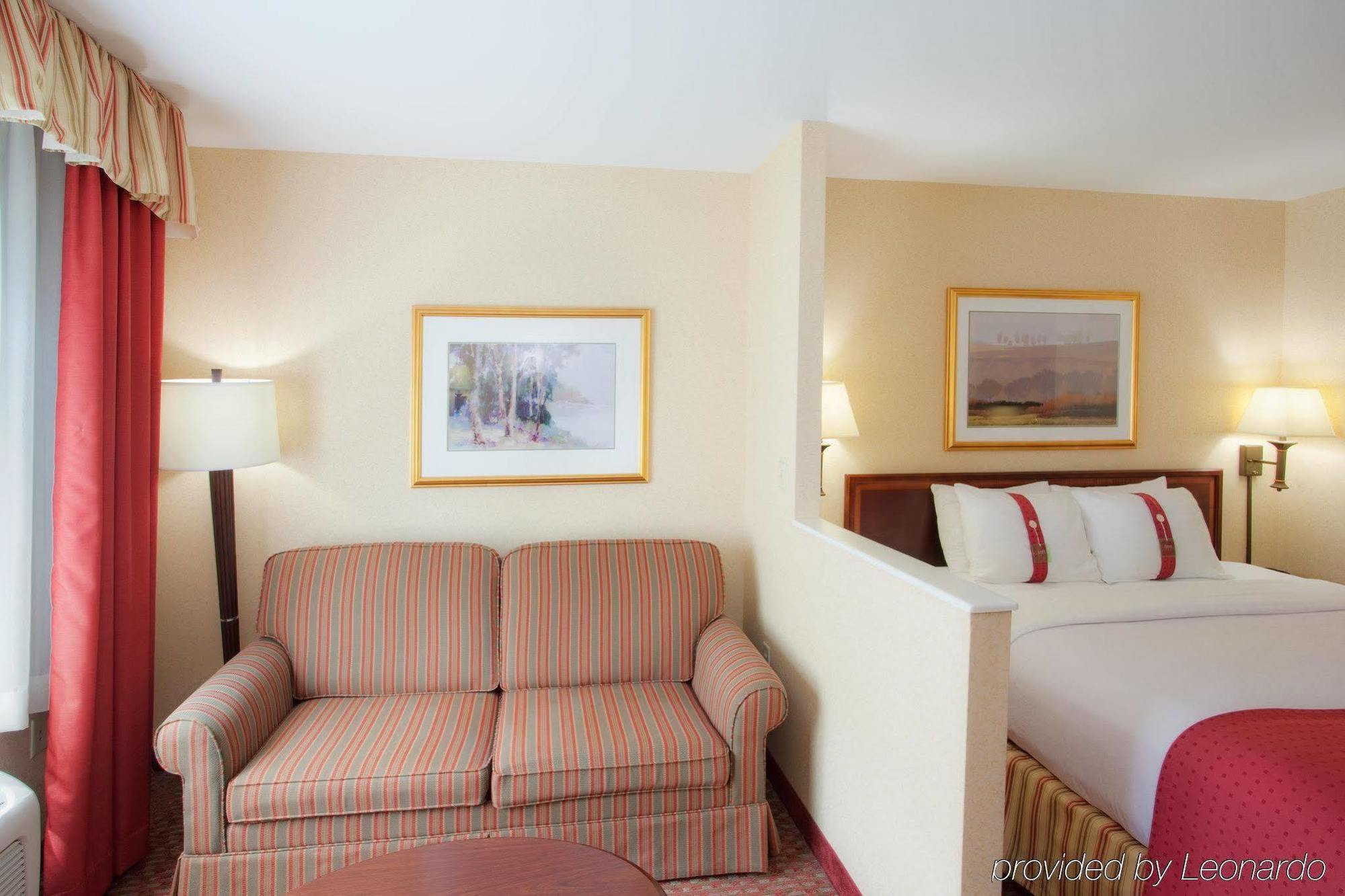 Holiday Inn Salem By Ihg Екстериор снимка