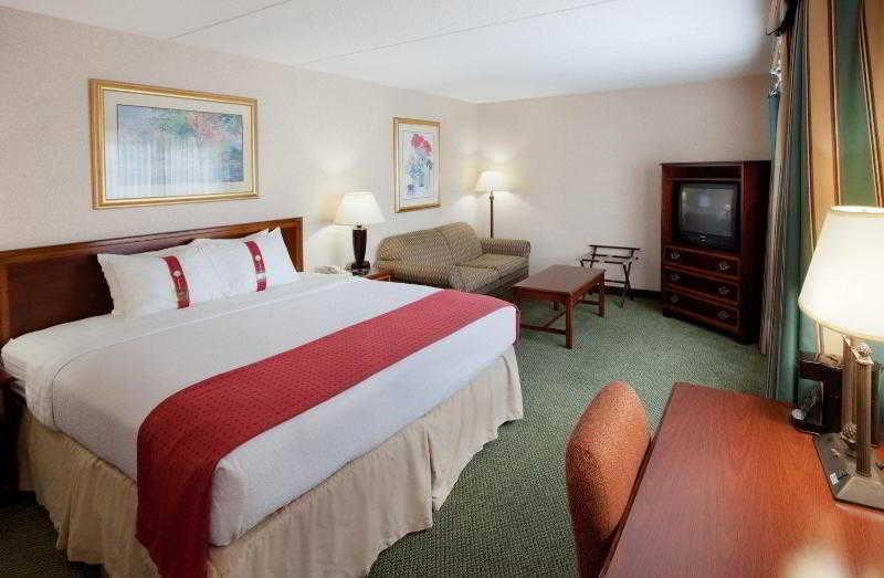 Holiday Inn Salem By Ihg Екстериор снимка